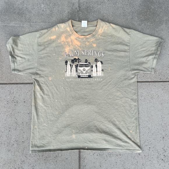 Palm Springs California vintage cream and tan t-shirt with cool bleach stain - Picture 1 of 3
